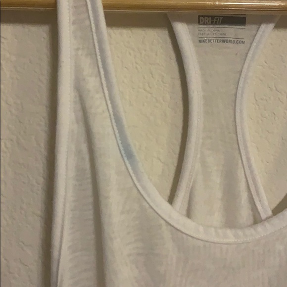 Nike Active Razorback Top - Picture 5 of 7